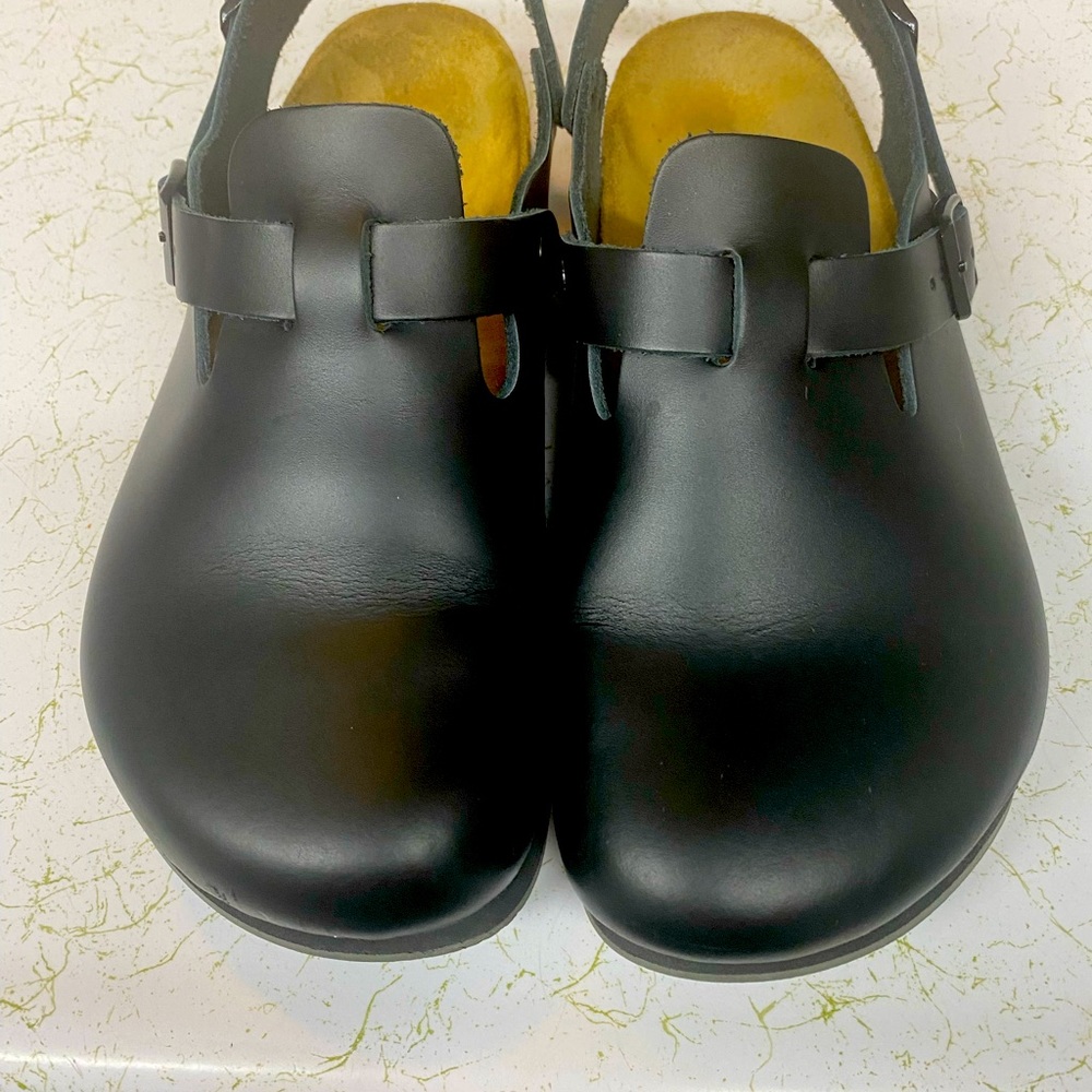 Birkenstalk Tokio super grip with adjustable heel strap. Euro size 39 (8/8.5)